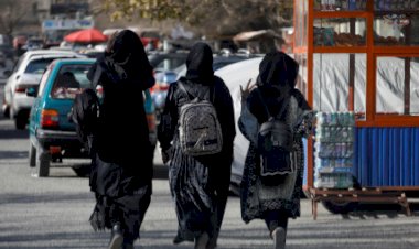 নারী শিক্ষা নিয়ে দিনের পর দিন আফগান তালেবানের আপত্তিকর সিদ্ধান্ত